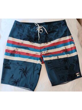 Billabong Board Shorts 33 Pocket  Patriotic Tropical Union Jack Red White Blue
